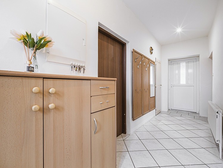 Prodej rodinného domu 99 m², pozemek 1 297 m² - foto 3