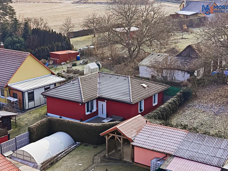 Prodej rodinného domu 87 m², pozemek 378 m² - foto 2