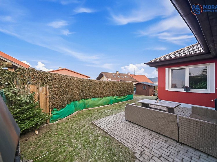 Prodej rodinného domu 87 m², pozemek 378 m² - foto 8