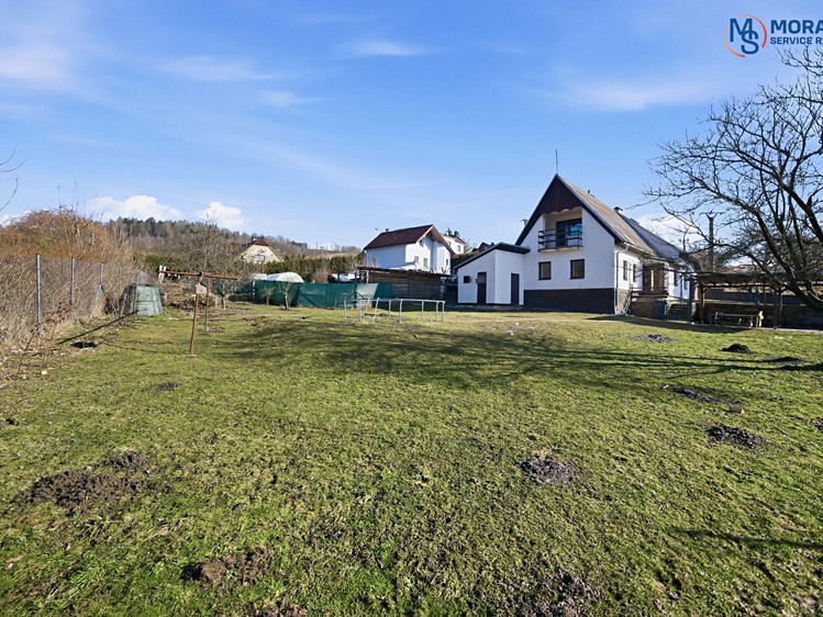 Prodej rodinného domu 135 m², pozemek 1 058 m² - foto 1