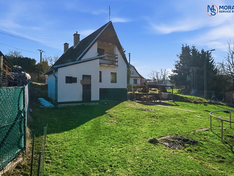 Prodej rodinného domu 135 m², pozemek 1 058 m² - foto 8
