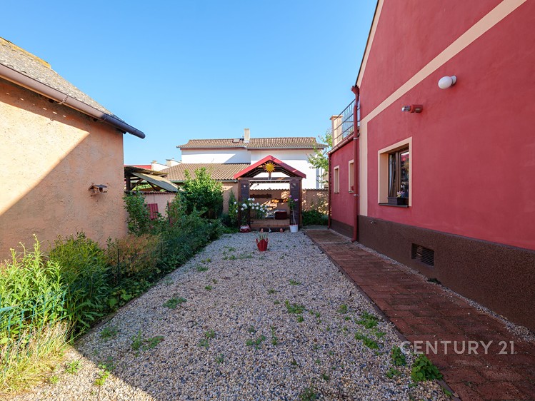Prodej rodinného domu 90 m², pozemek 179 m² - foto 6