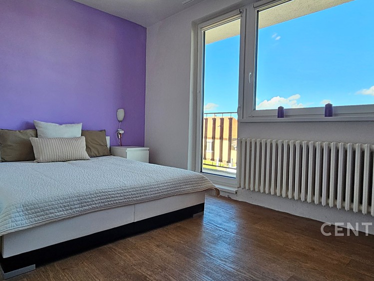 Prodej rodinného domu 140 m², pozemek 1 045 m² - foto 5