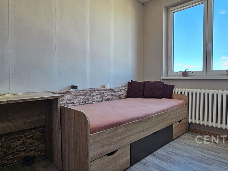 Prodej rodinného domu 140 m², pozemek 1 045 m² - foto 7