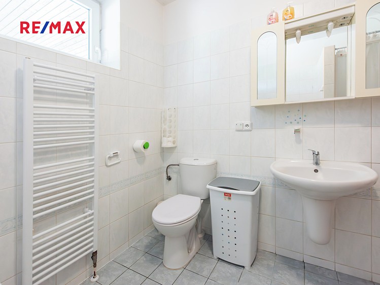 Prodej  rodinného domu 209 m², pozemek 1 446 m² - foto 8