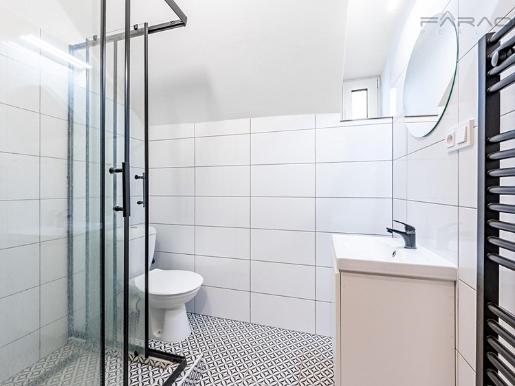 Prodej rodinného domu 550 m², pozemek 1 261 m² - foto 4