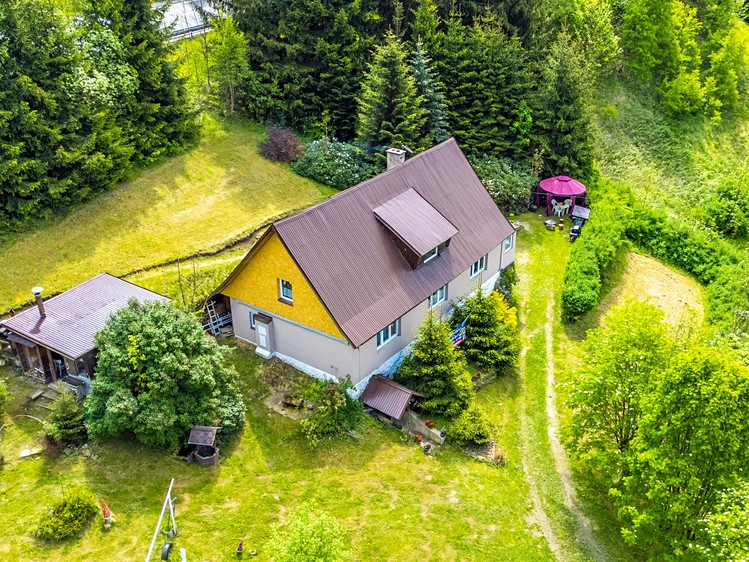Prodej chalupy 380 m², pozemek 2 691 m² - foto 1