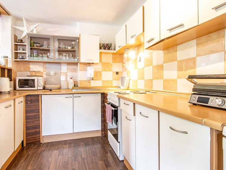 Prodej chalupy 380 m², pozemek 2 691 m² - foto 6
