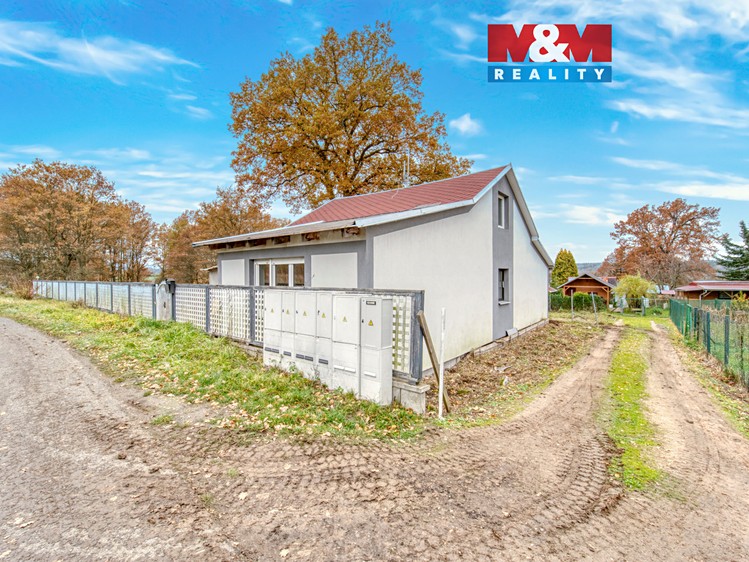 Prodej rodinného domu 156 m², pozemek 555 m² - foto 1