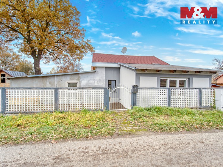 Prodej rodinného domu 156 m², pozemek 555 m² - foto 4