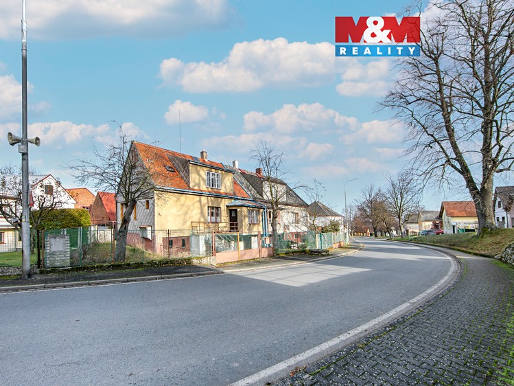 Prodej rodinného domu 103 m², pozemek 173 m² - foto 1