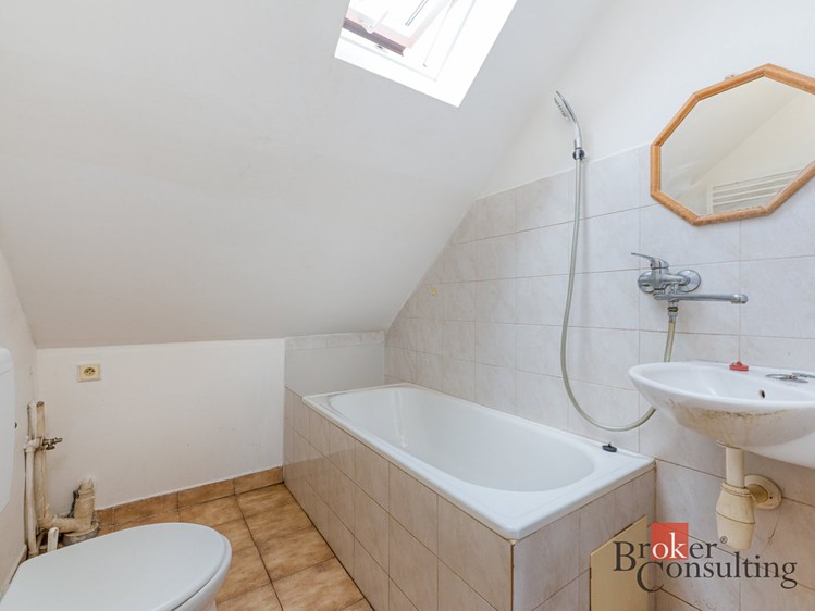 Pronájem rodinného domu 150 m², pozemek 949 m² - foto 8