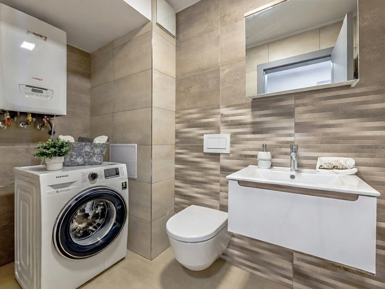 Pronájem rodinného domu 180 m², pozemek 203 m² - foto 7