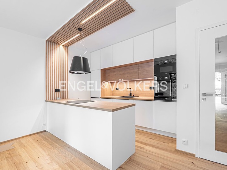 Pronájem  vily 146 m², pozemek 260 m² - foto 4