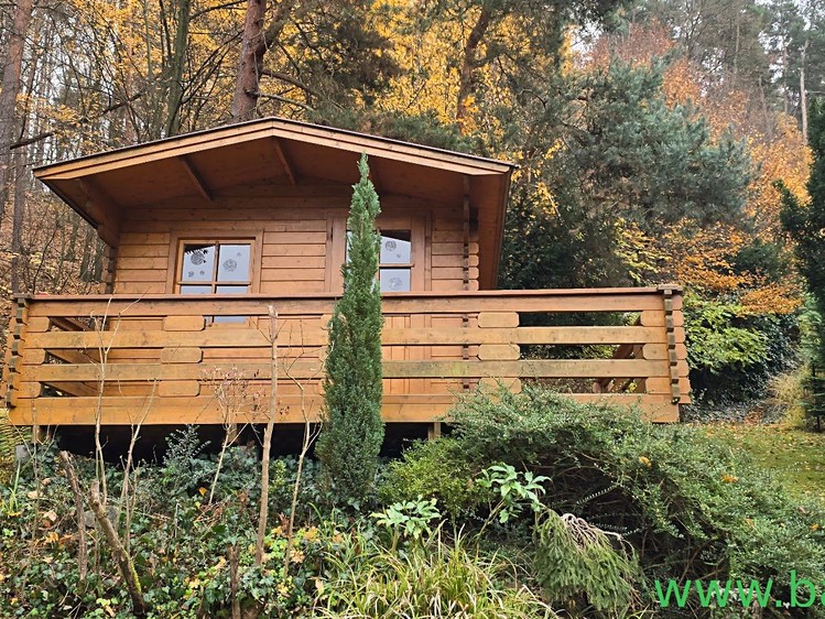 Pronájem  chaty 9 m², pozemek 700 m² - foto 3