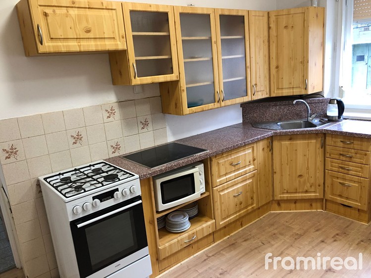 Pronájem rodinného domu 130 m², pozemek 500 m² - foto 2