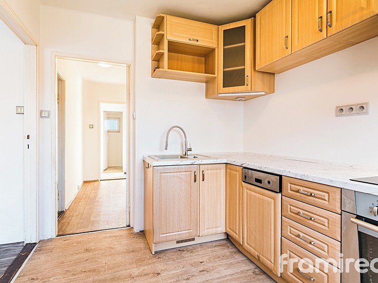Pronájem rodinného domu 65 m², pozemek 350 m² - foto 3