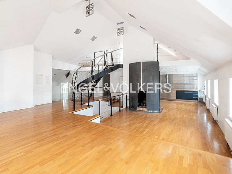 Pronájem památky 390 m², pozemek 450 m² - foto 2