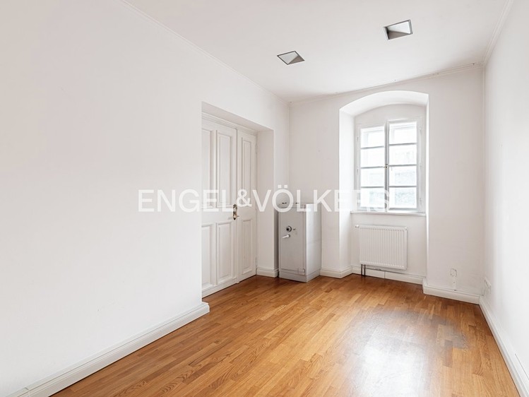 Pronájem památky 390 m², pozemek 450 m² - foto 7