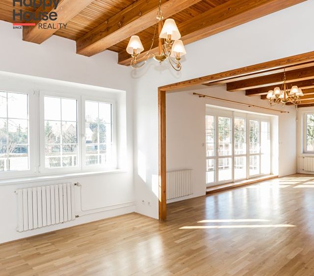 Pronájem  vily 350 m², pozemek 711 m² - foto 4