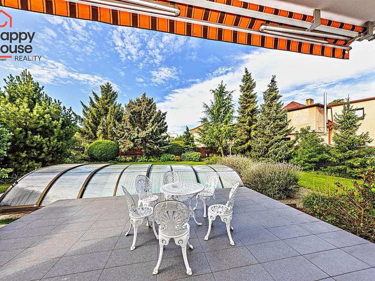 Pronájem  rodinného domu 283 m², pozemek 720 m² - foto 3