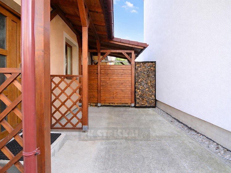 Pronájem rodinného domu 52 m², pozemek 27 m² - foto 4
