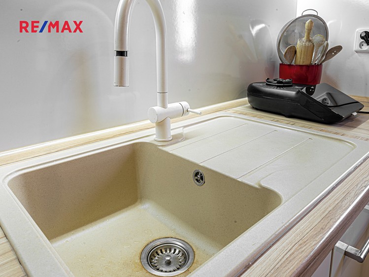 Pronájem rodinného domu 164 m², pozemek 231 m² - foto 8
