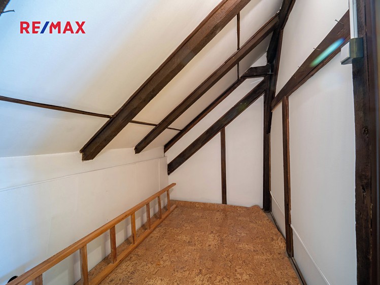 Pronájem rodinného domu 142 m², pozemek 76 m² - foto 5