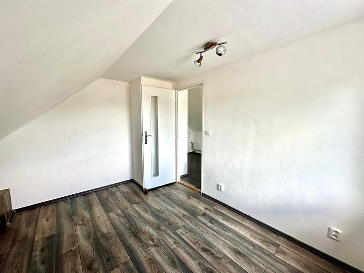 Pronájem rodinného domu 150 m², pozemek 316 m² - foto 8