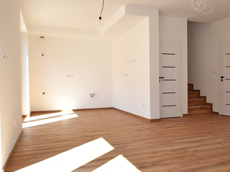 Pronájem rodinného domu 117 m², pozemek 521 m² - foto 4