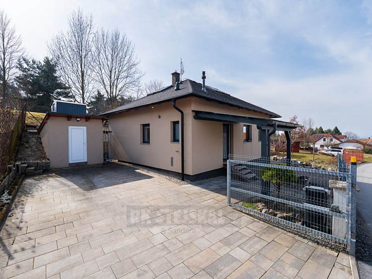 Pronájem rodinného domu 109 m², pozemek 359 m² - foto 2
