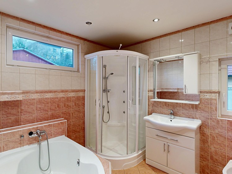 Pronájem rodinného domu 179 m², pozemek 958 m² - foto 5