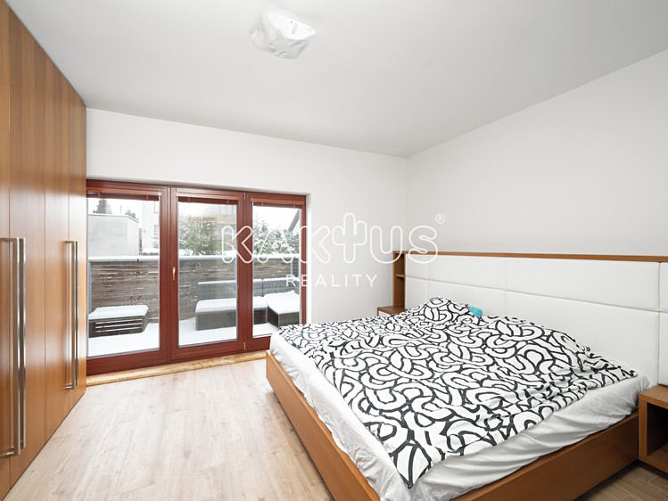 Pronájem rodinného domu 107 m², pozemek 334 m² - foto 6