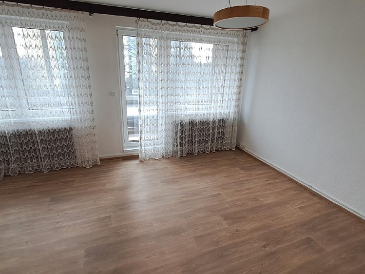 Pronájem rodinného domu 200 m², pozemek 265 m² - foto 2