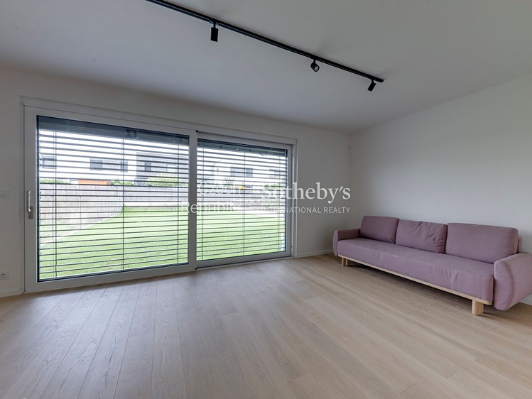 Pronájem rodinného domu 156 m², pozemek 315 m² - foto 8
