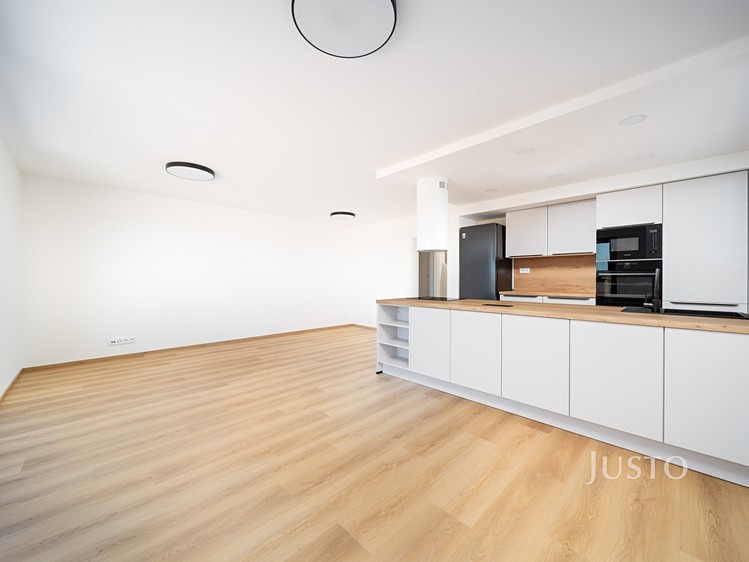 Pronájem rodinného domu 121 m², pozemek 480 m² - foto 8
