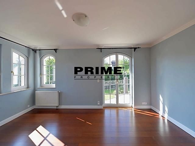 Pronájem  vily 560 m², pozemek 1 435 m² - foto 7