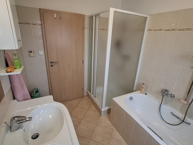 Pronájem  rodinného domu 95 m², pozemek 520 m² - foto 3