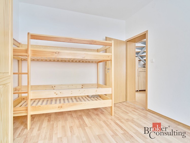 Pronájem rodinného domu 100 m², pozemek 136 m² - foto 8