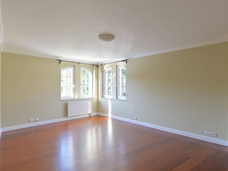 Pronájem rodinného domu 300 m², pozemek 1 450 m² - foto 4