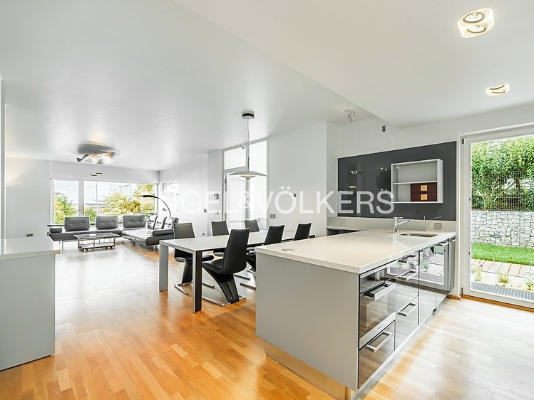 Pronájem rodinného domu 473 m², pozemek 608 m² - foto 4