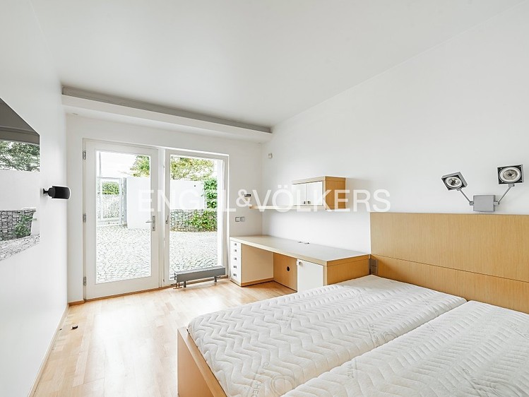 Pronájem rodinného domu 473 m², pozemek 608 m² - foto 5