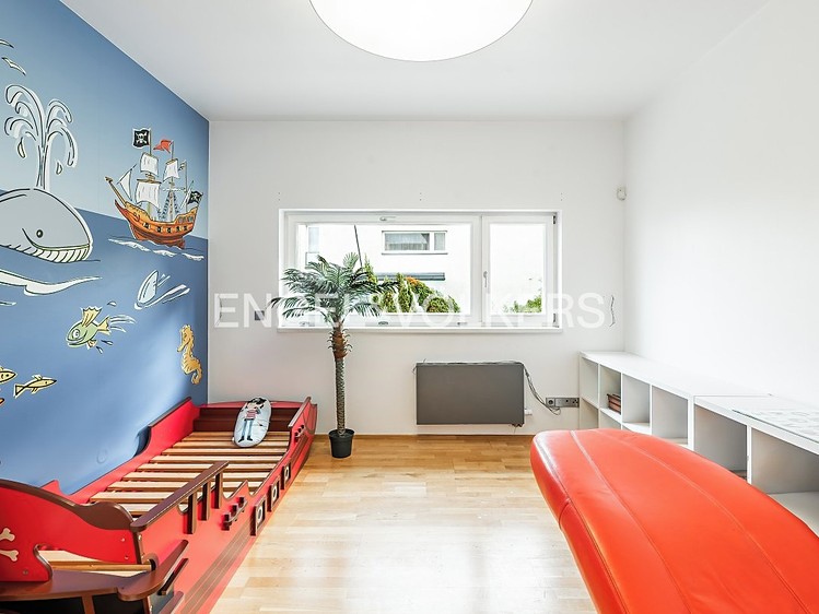 Pronájem rodinného domu 473 m², pozemek 608 m² - foto 7