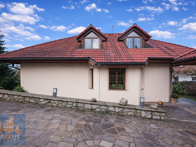 Pronájem rodinného domu 240 m², pozemek 929 m² - foto 3