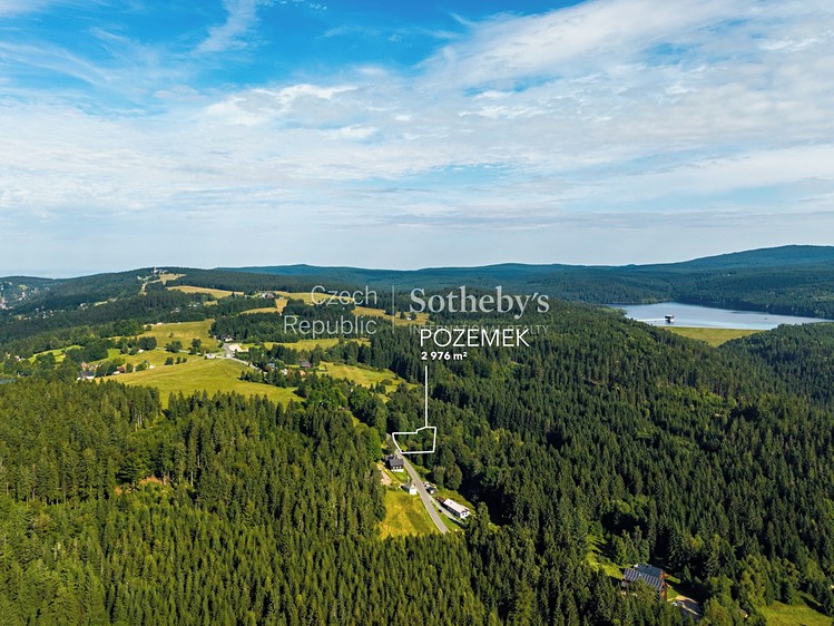 Prodej stavebního pozemku 2 976 m² - foto 2