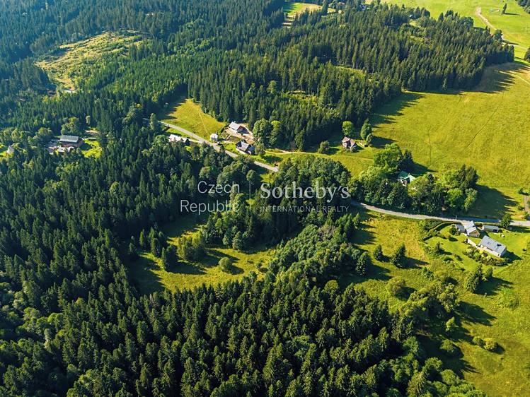 Prodej stavebního pozemku 2 976 m² - foto 4
