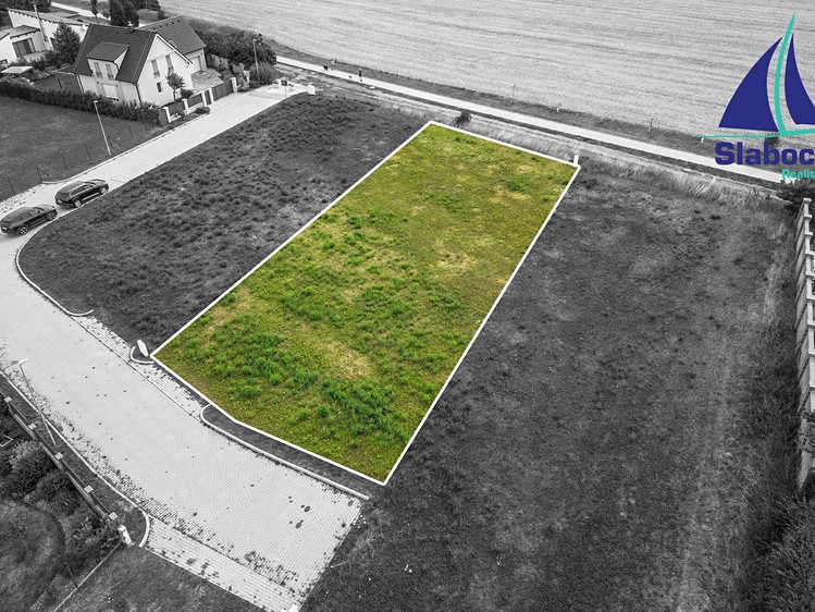 Prodej stavebního pozemku 825 m² - foto 6