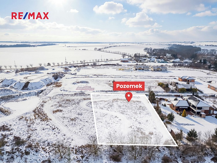 Prodej stavebního pozemku 3 182 m² - foto 2