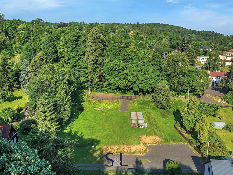Prodej  stavebního pozemku 2 238 m² - foto 3