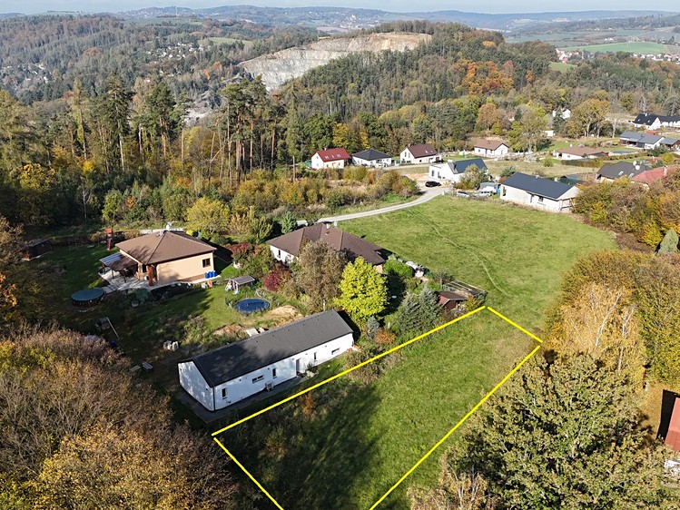 Prodej stavebního pozemku 1 083 m² - foto 5